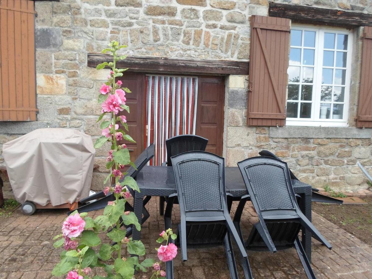 Relais Des Chaux Saint-Jean-des-Ollières Exterior foto