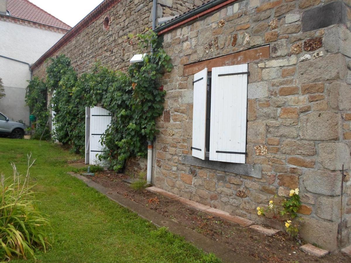 Relais Des Chaux Saint-Jean-des-Ollières Exterior foto